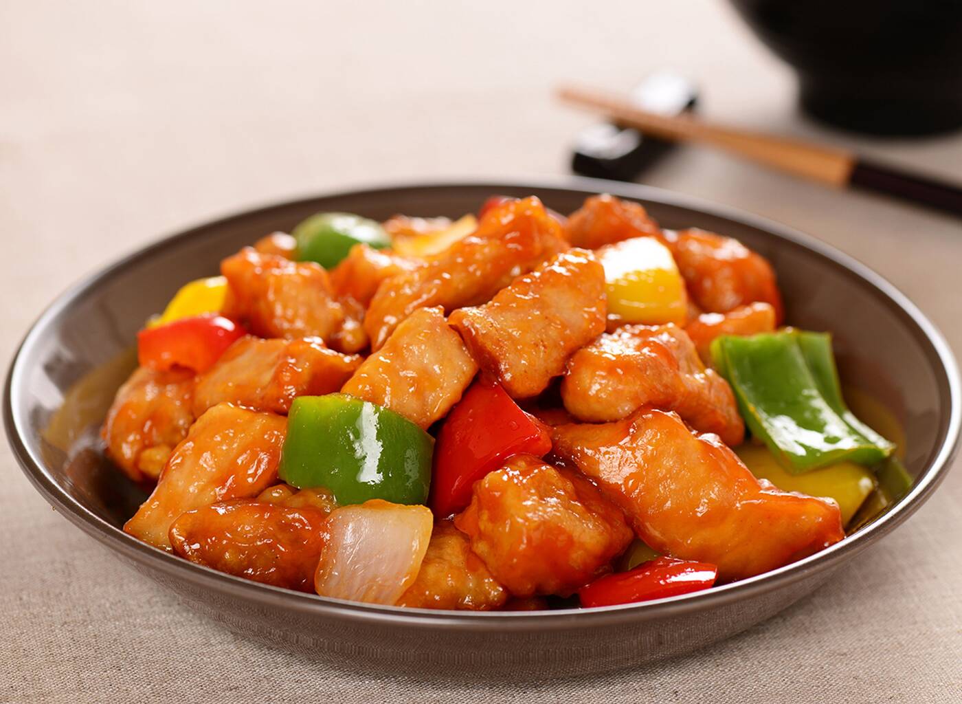 东北名菜锅包肉，外焦里嫩微酸微甜